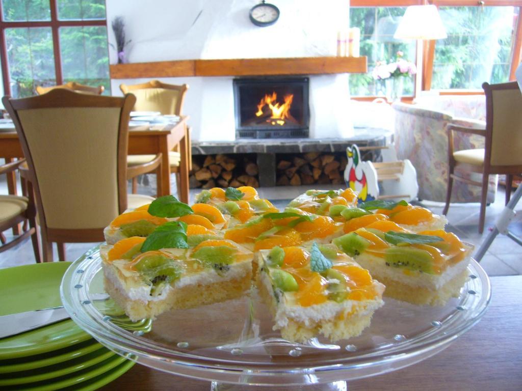 Penzion Pleso Strbske Pleso ภายนอก รูปภาพ