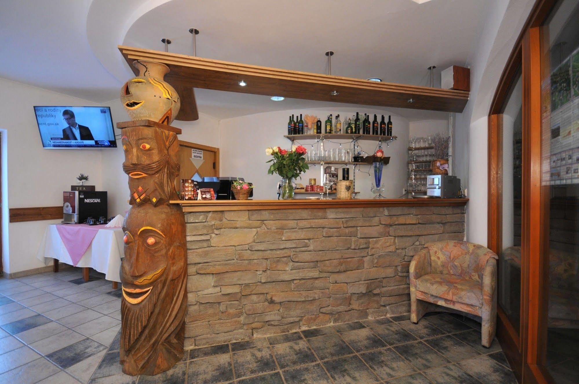 Penzion Pleso Strbske Pleso ภายนอก รูปภาพ